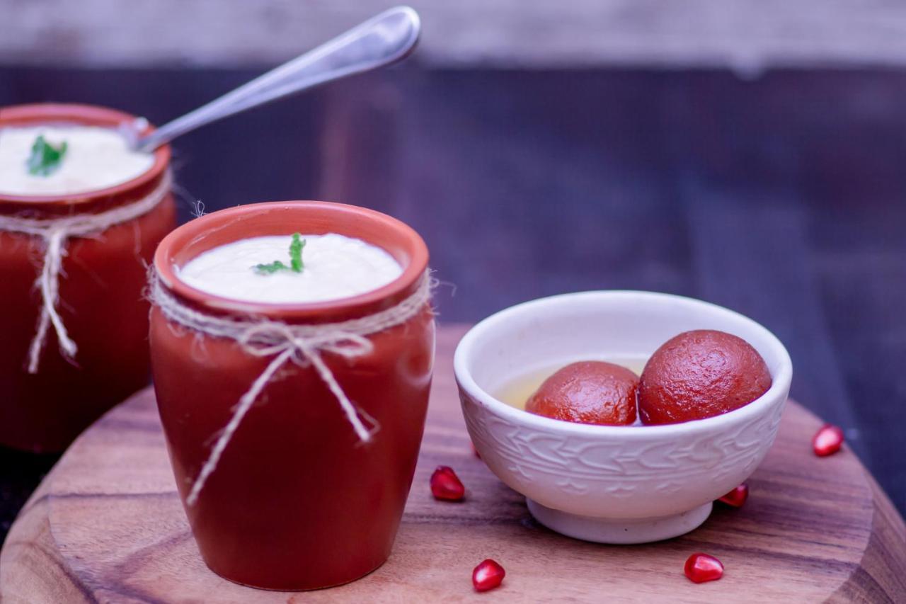 Holiday Inn Express Ahmedabad Prahlad Nagar By Ihg Zewnętrze zdjęcie